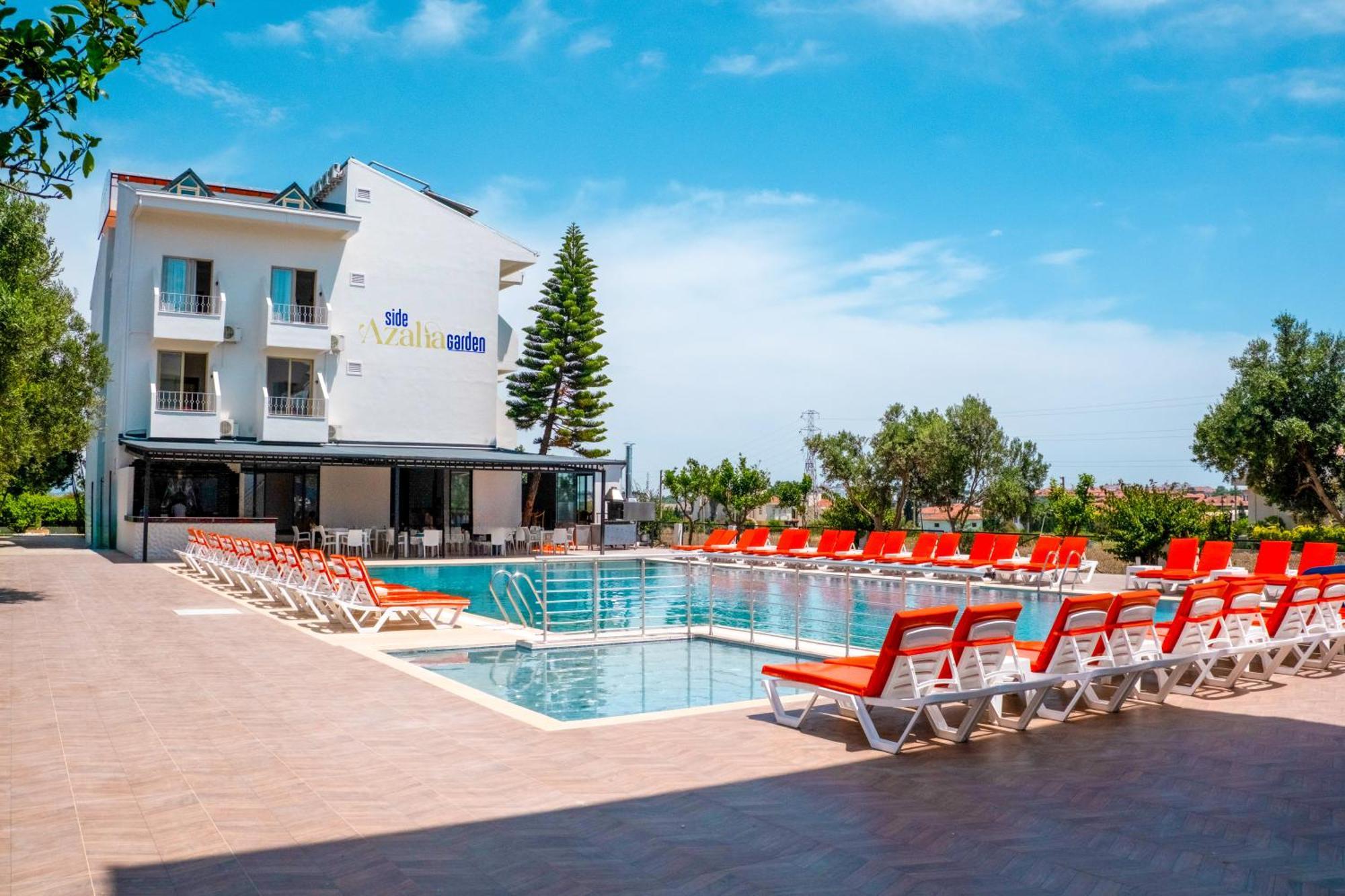 Otel Azalia Garden